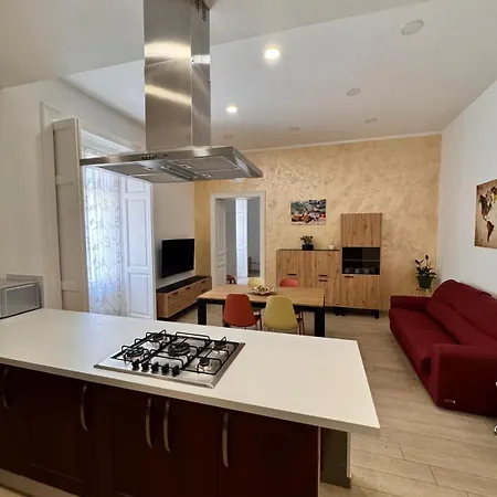 Alicja House شقة *