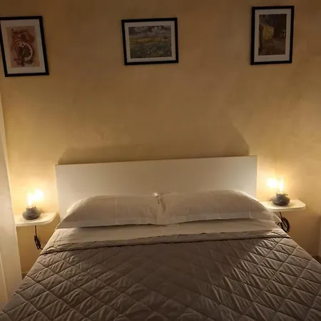 Alicja House شقة