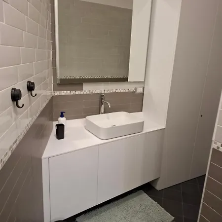 Alicja House شقة كازوريا